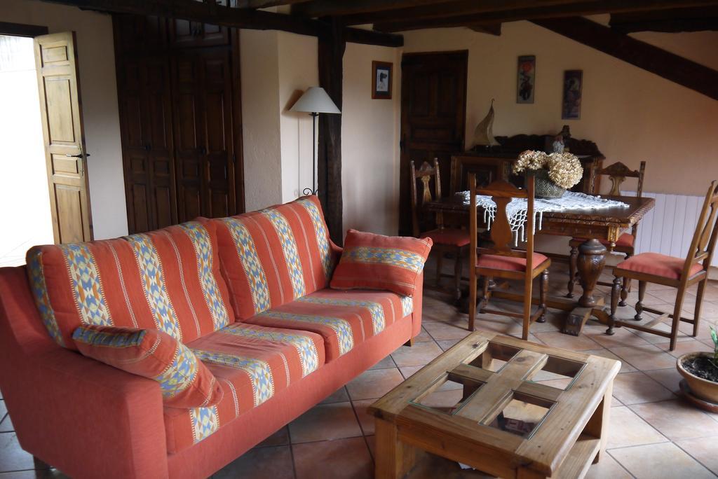 Posada Corral Mayor La Serna  ภายนอก รูปภาพ